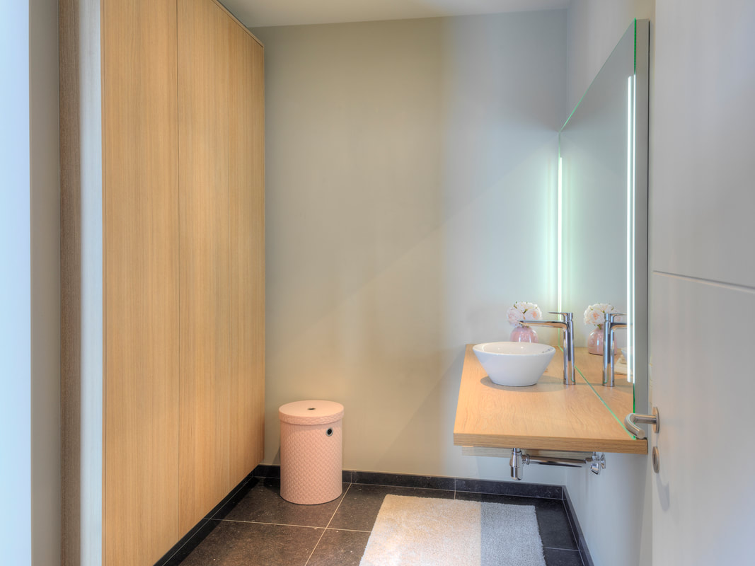 Maatwerk dressing en bergingskast door Denzo Interieur